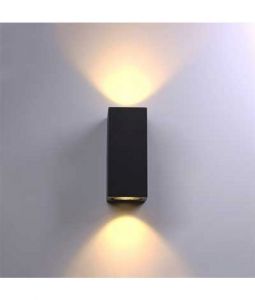 Đèn tường chống thấm LM22612